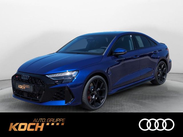 Audi RS 3 Limousine TFSI qu. *San Marino Blau Met. Au