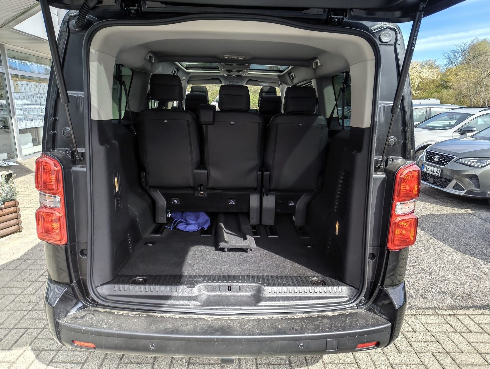 Fahrzeugabbildung Fiat Ulysse 180 BlueHDi L3 Top