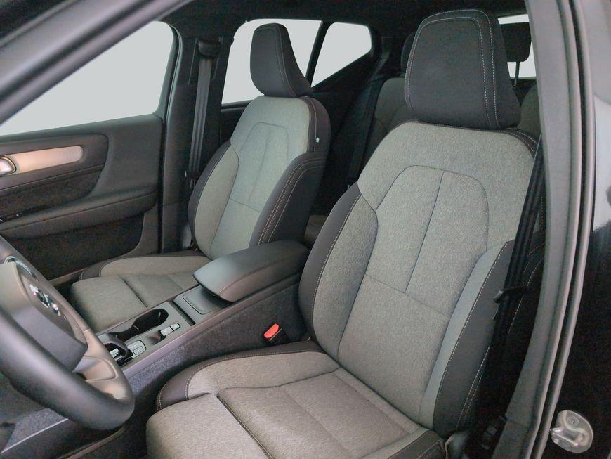 Volvo XC 40 B3 2WD Core +ANHÄNGERKUPPLUNG+LED+SHZ+PDC