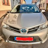 Toyota Auris Hybrid - Toyota Auris Gebrauchtwagen in Frankfurt