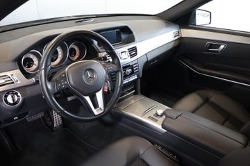 Mercedes-Benz E 220 T Avantgarde FRONT+ILS+GSD+AHK