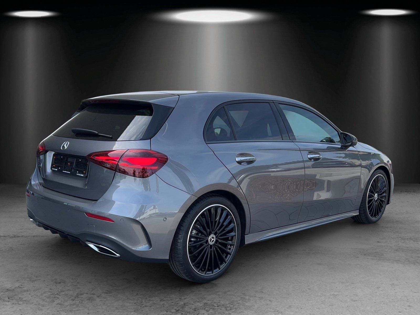 Fahrzeugabbildung Mercedes-Benz A 220d AMG KeyGO PANO Burme LED Night TOTWINKEL