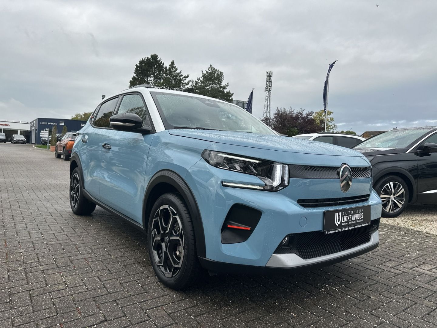 Fahrzeugabbildung Citroën C3 MAX Elektro 113 Navi CarPlay SHZ Temp.