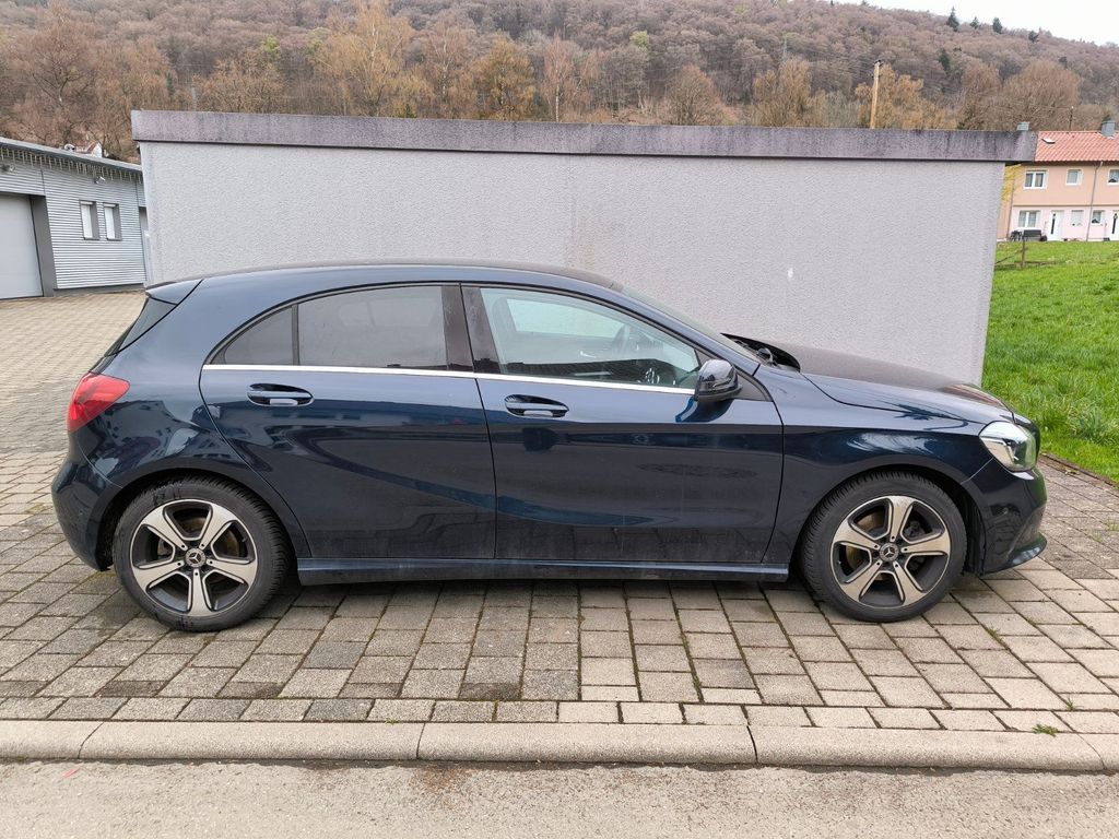 Image of Mercedes-Benz A 200