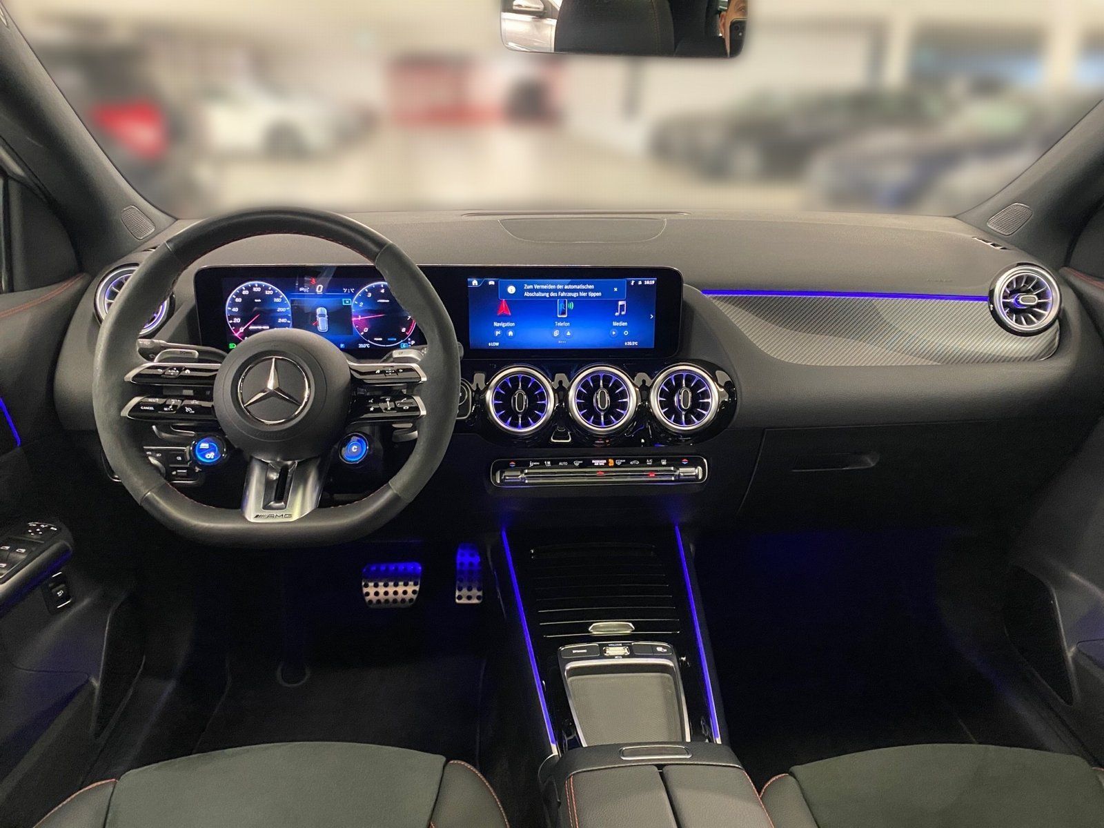 Fahrzeugabbildung Mercedes-Benz GLA 35 AMG 4M *MoPf*AHK*Pano*Fahrass*Night*21''*