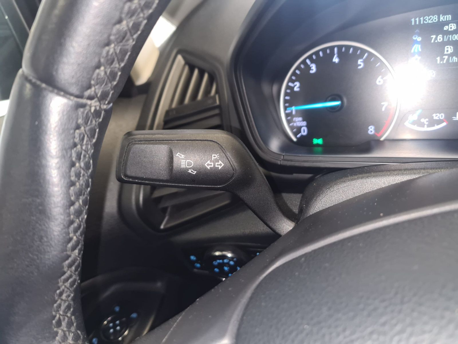 Fahrzeugabbildung Ford EcoSport Titanium / KAMERA / NAVI / GARANTIE