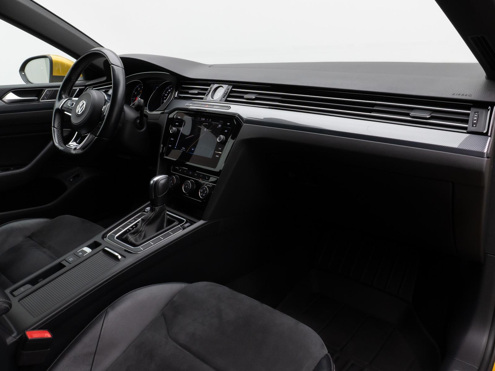 Volkswagen Arteon R-Line Kamera Fernlichtassist ACC 8Fach, миниатюра 23