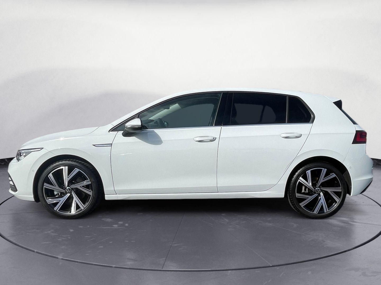 Volkswagen Golf 1.5 TSI DSG Style MATRIX NAVI KAMERA PANO 5 foto 2