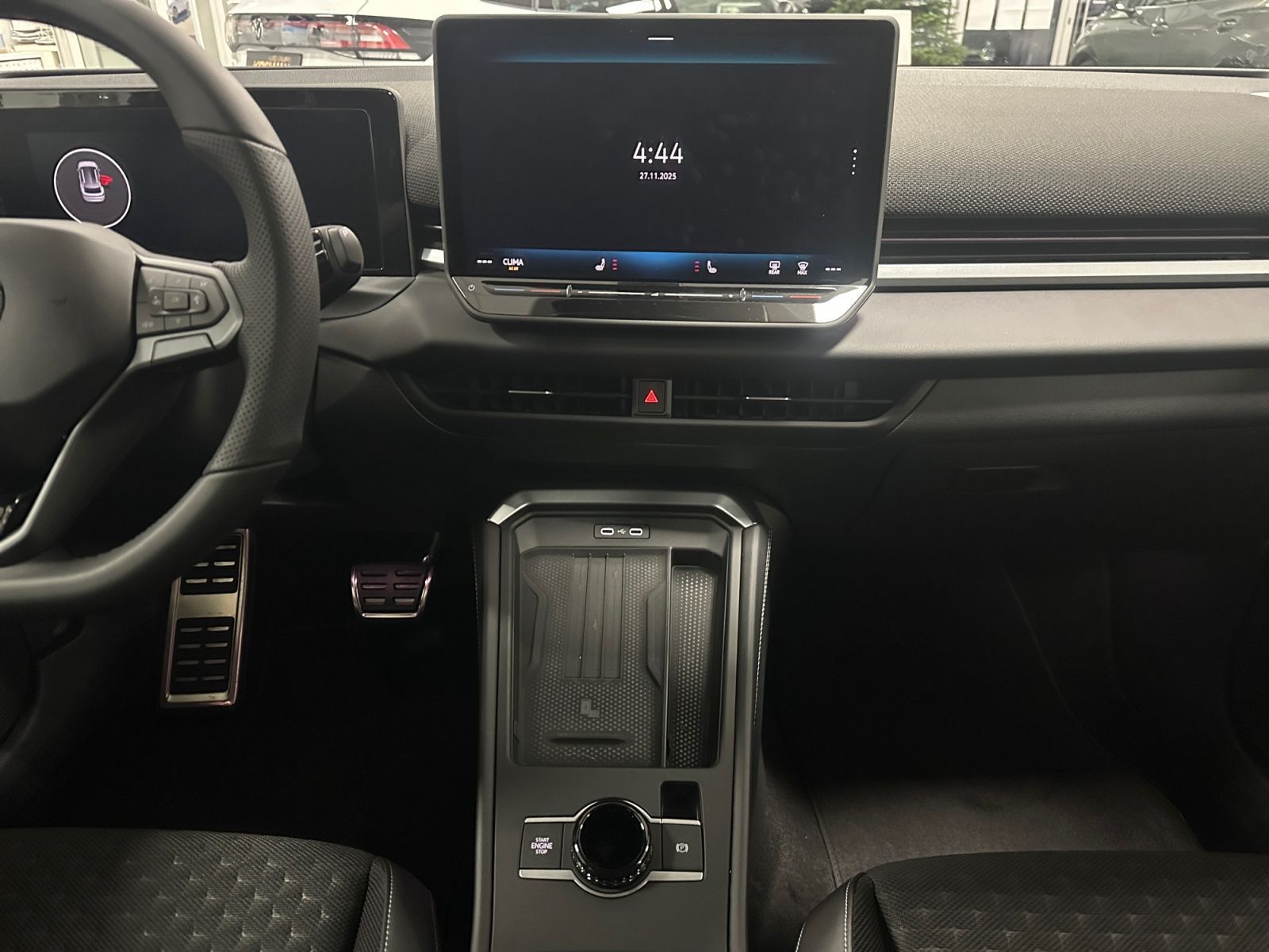 Volkswagen T-Roc - Bild 12