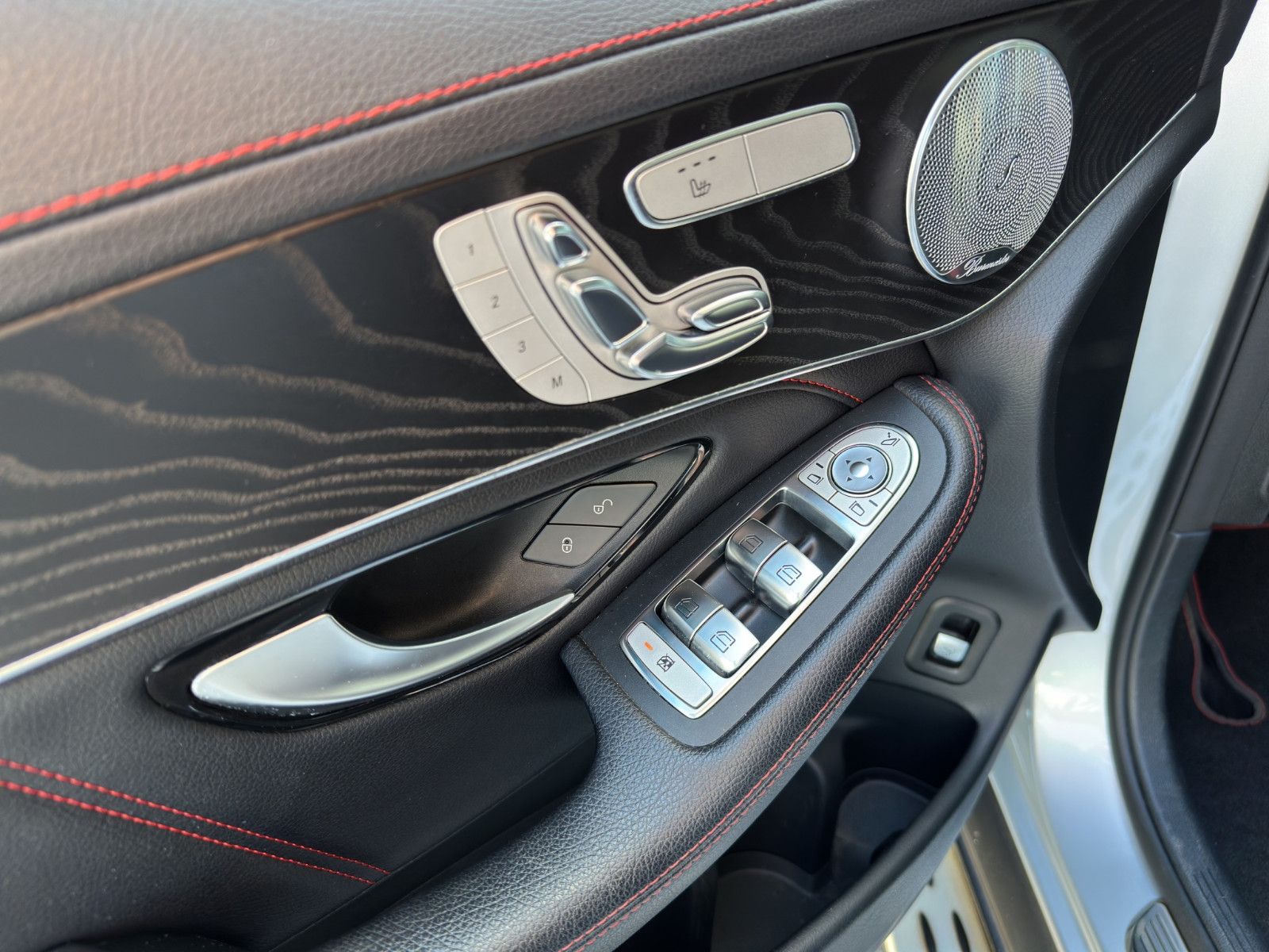 Fahrzeugabbildung Mercedes-Benz GLC 43 AMG 4Matic*360 Kamera*Totwinkel*Ambiente*