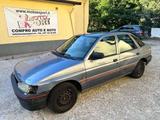 Ford Escort 5p 1.3 CLX 5m - Ford Escort: Clx
