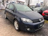 Volkswagen Golf VII  Plus Navi PDC Schiebedach Tempomat - Limousine bis 5.000 Euro