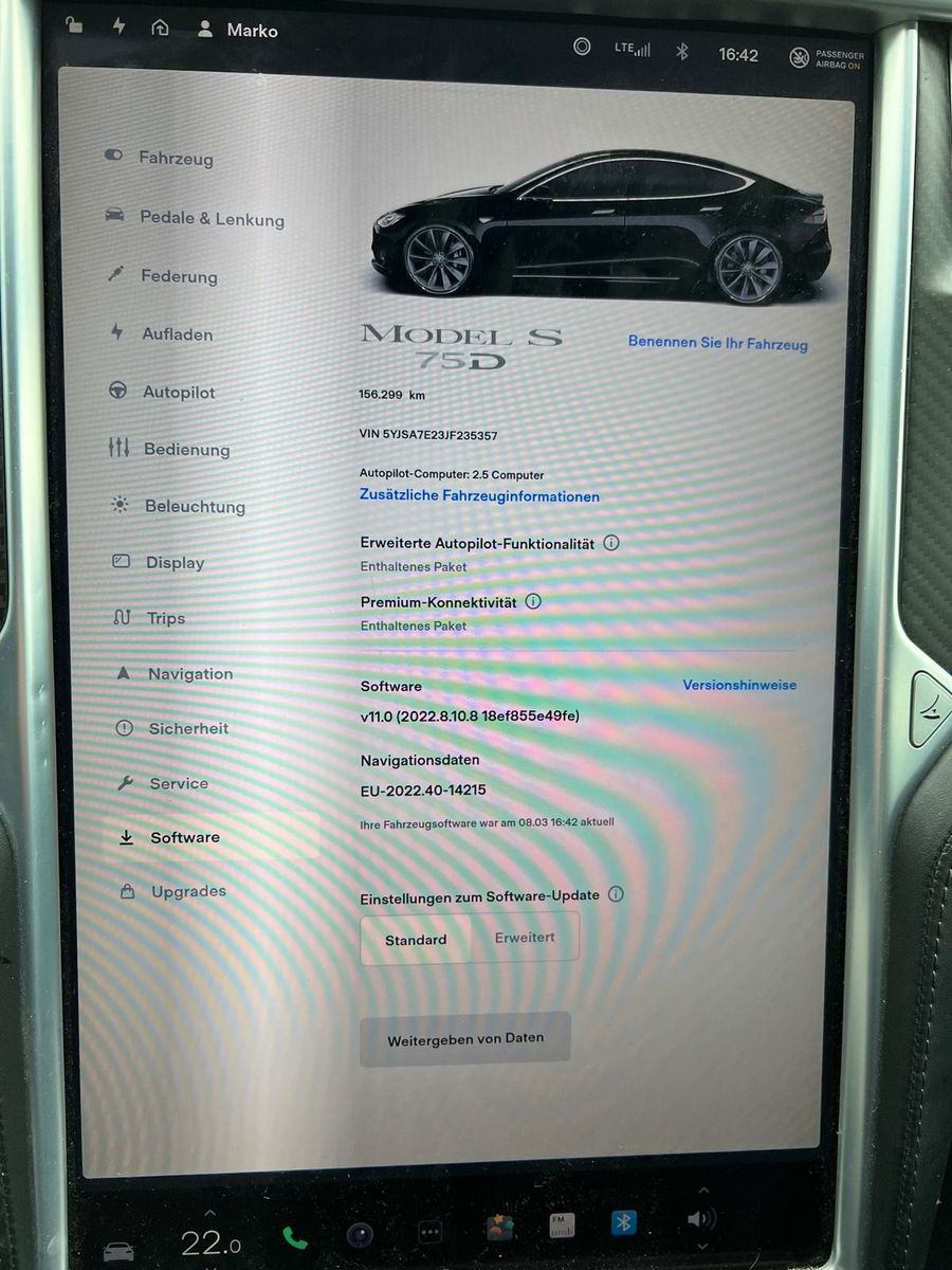 Fahrzeugabbildung Tesla Model S /Panodach/20Zoll-Neubereift/SOH 83,7%