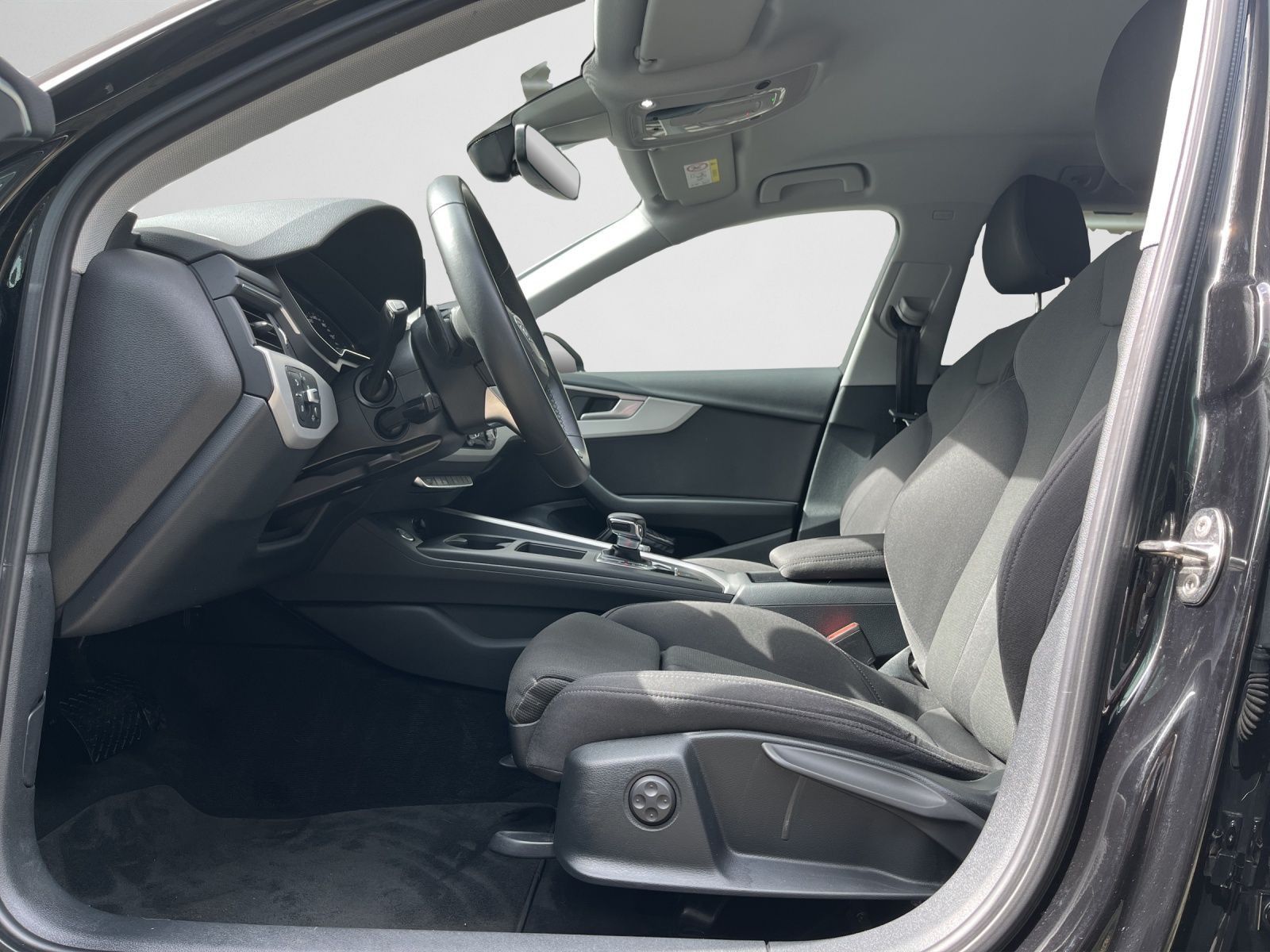 Audi A4 - Bild 11