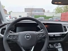 Fahrzeugabbildung Opel Grandland GS 1.2T AT8 AHK, Alcantara, 360°Kamera