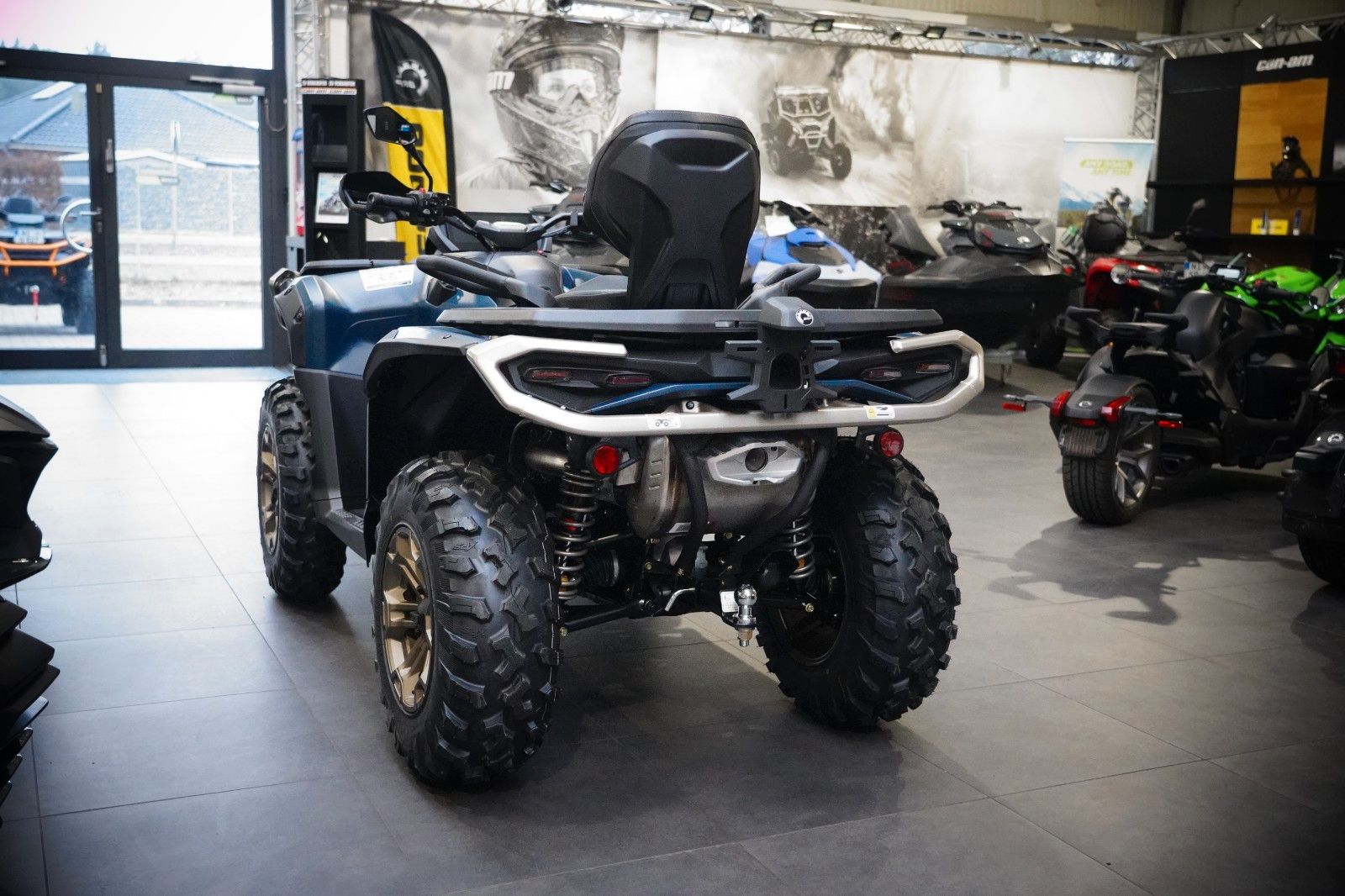 Fahrzeugabbildung Can Am Outlander Max LTD Limited 1000R 2026 Smart Shox