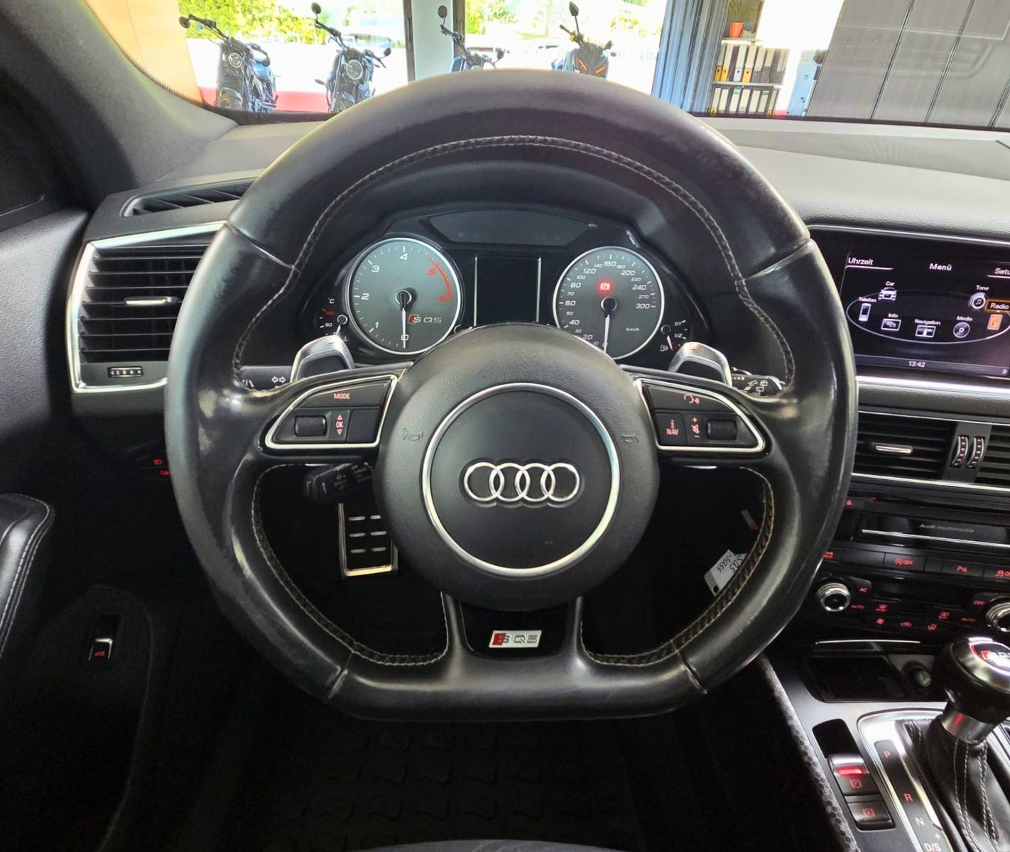 AUDI SQ5 — zdjęcie 14