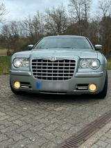 Chrysler 300c 3,5 V6 mit Gas Anlage und AHK - gebrauchte Chrysler 300C aus dem Jahr 2004