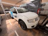 Mitsubishi L200 Winterdienst - Mitsubishi L200 von privat