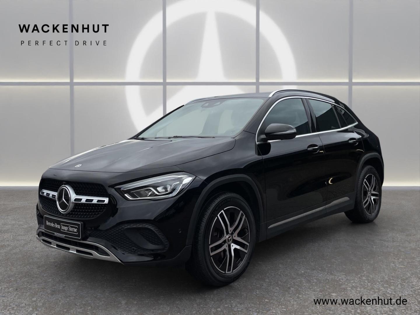 Mercedes-Benz GLA 250 e Progressive Pano Distronic LED 360°