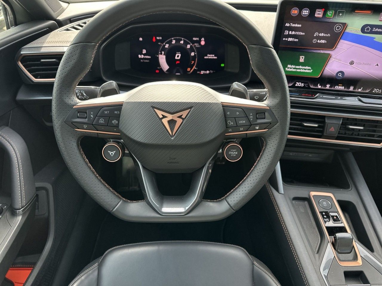 Fahrzeugabbildung CUPRA Leon ST VZ 2.0 TSI 333 PS 4Drive Akebono Pano - mit KI generiert/bearbeitet