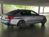 BMW 530d xDrive A - - BMW 530 mit Diesel-Antrieb: Limousine, Xdrive