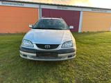 Toyota Avensis 1.8 klima - gebrauchte Toyota Avensis aus dem Jahr 2002