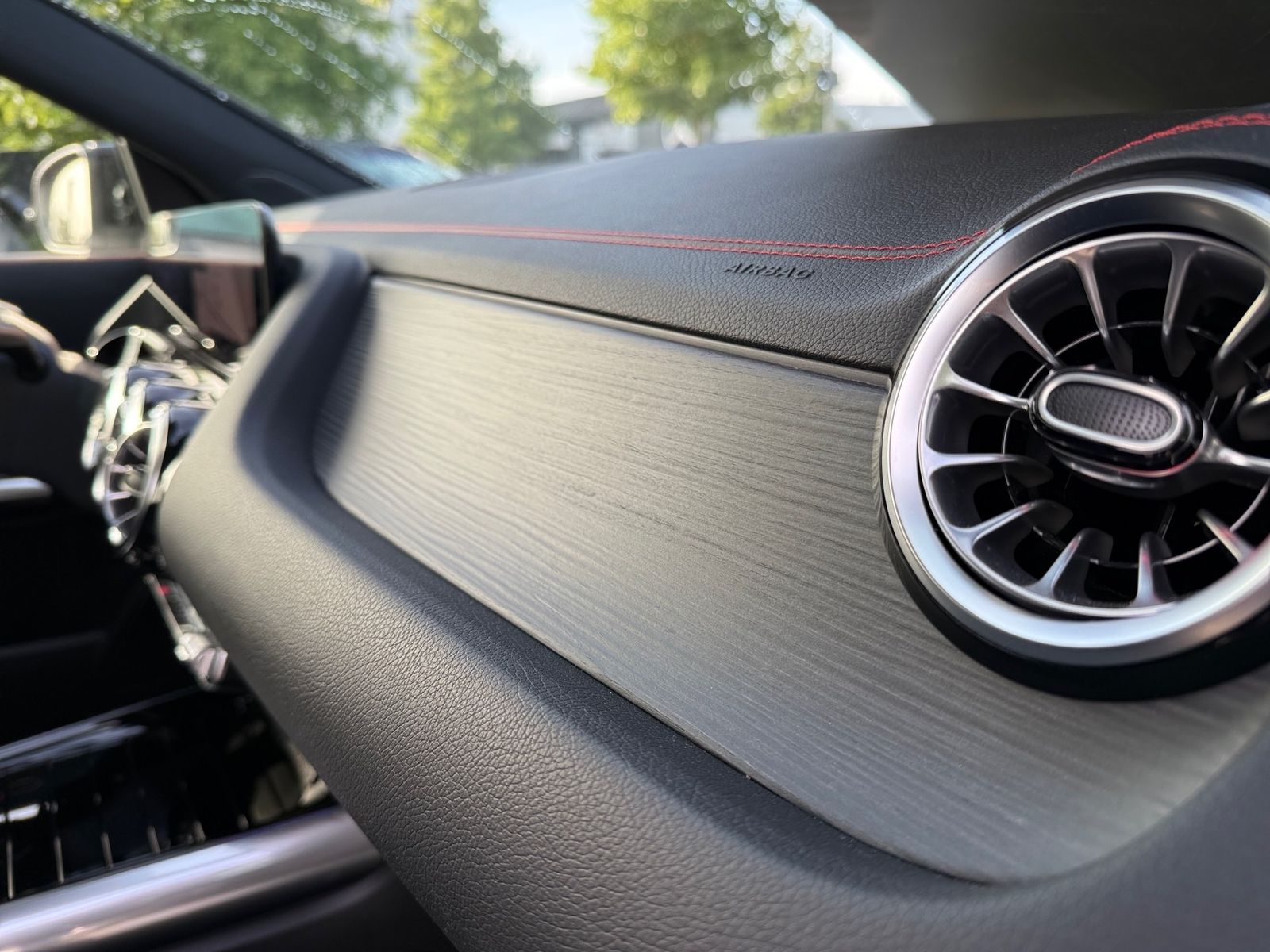 Mercedes-Benz EQA 250 AMG Night Distronic Kamera KeyLess LED foto 13