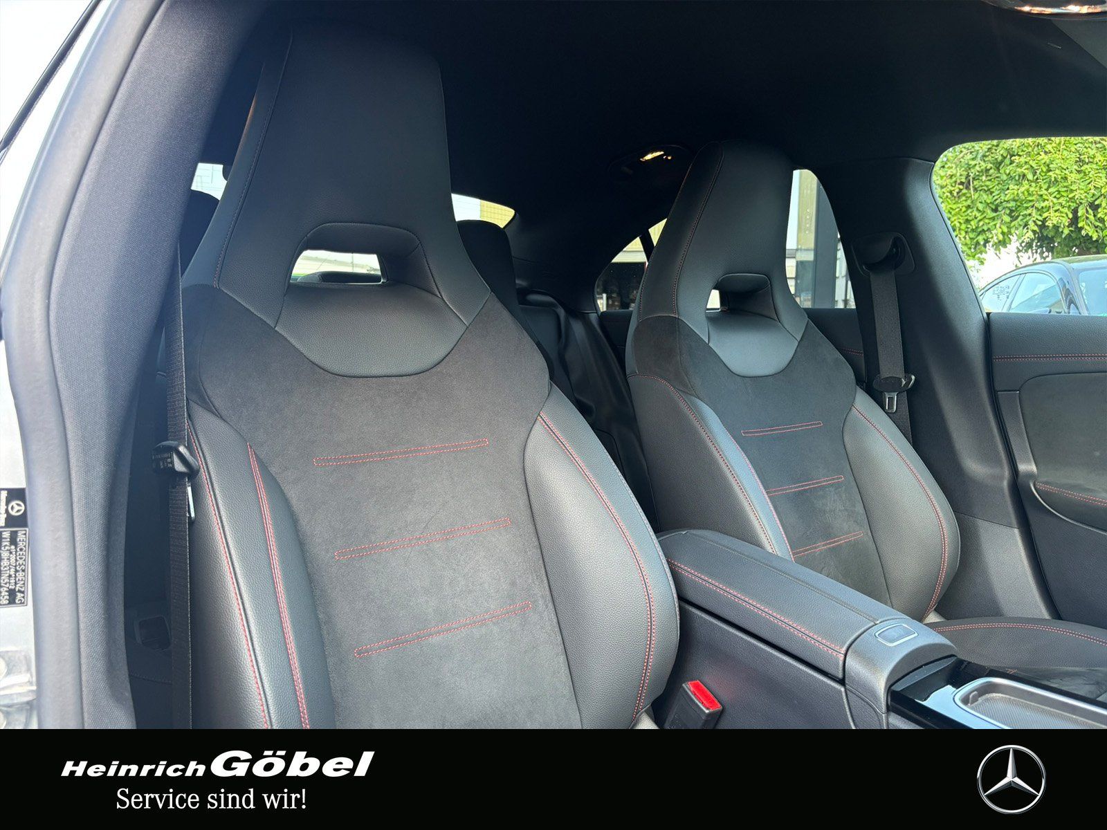 Fahrzeugabbildung Mercedes-Benz CLA 200 AMG*DISTRONIC*TOTWINKEL*ADV-SOUND*360°KA
