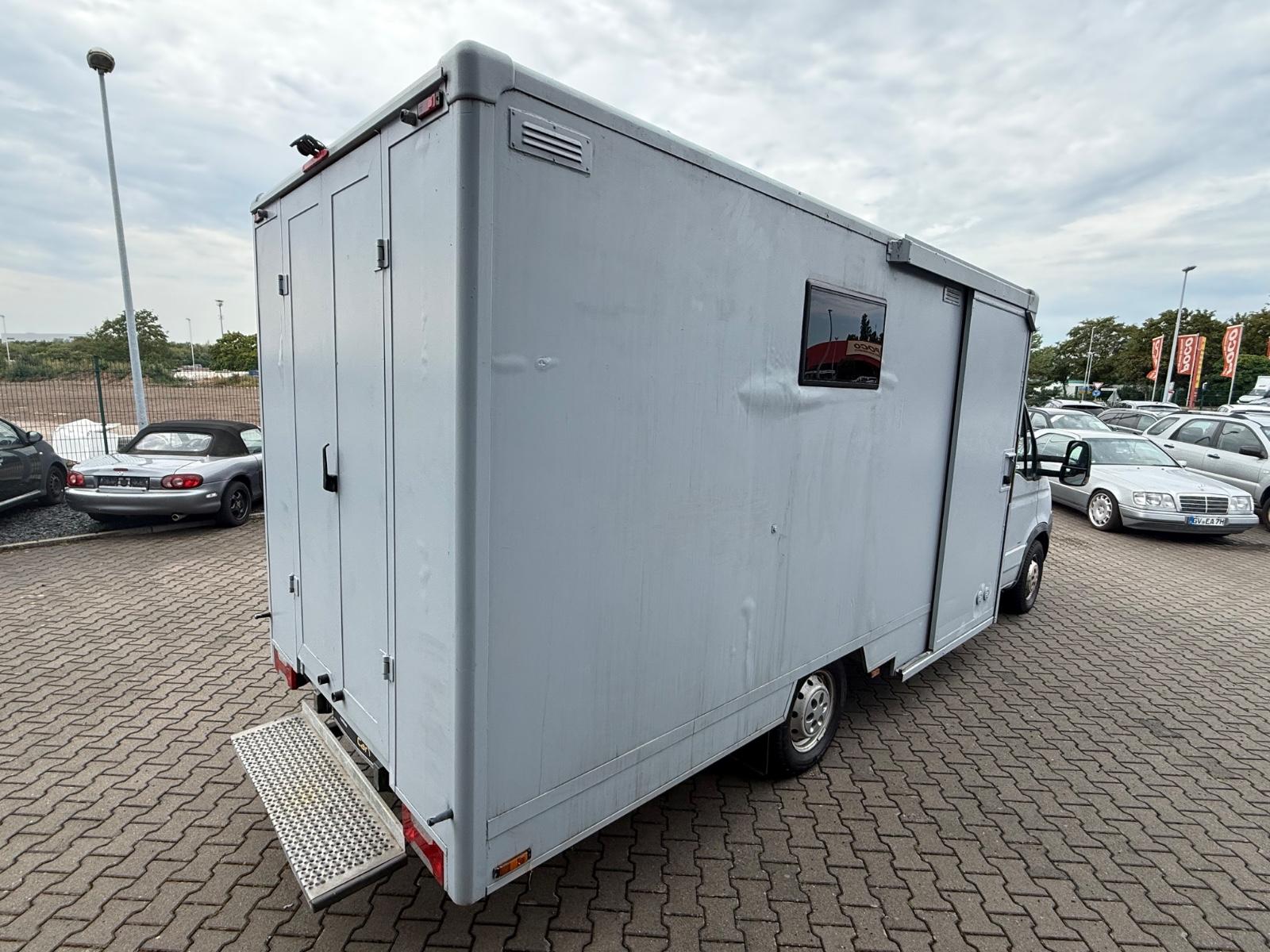 Iveco Daily zum Wohnmobile ausgebaut