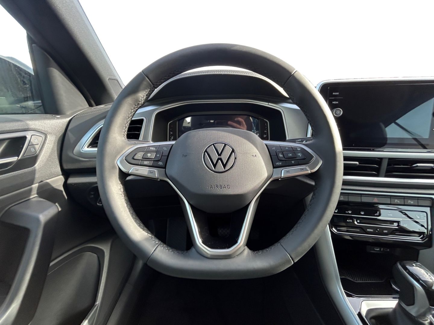 Volkswagen T-Roc - Bild 12