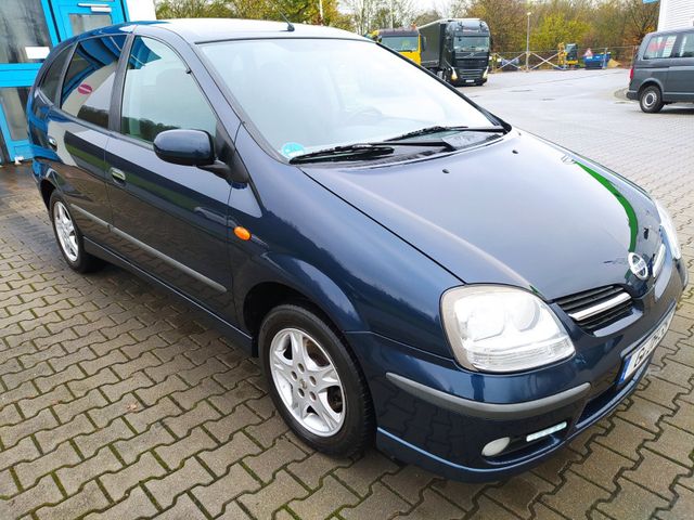 Nissan Almera Tino +