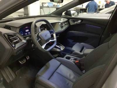 Q4 Sportback e-tron 45 S LINE MATRIX+PANO+360°+A
