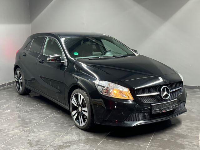 Mercedes-Benz A 180 Urban /NAVI/PDC/LEDER/ALU/NIGHT/KAMERA