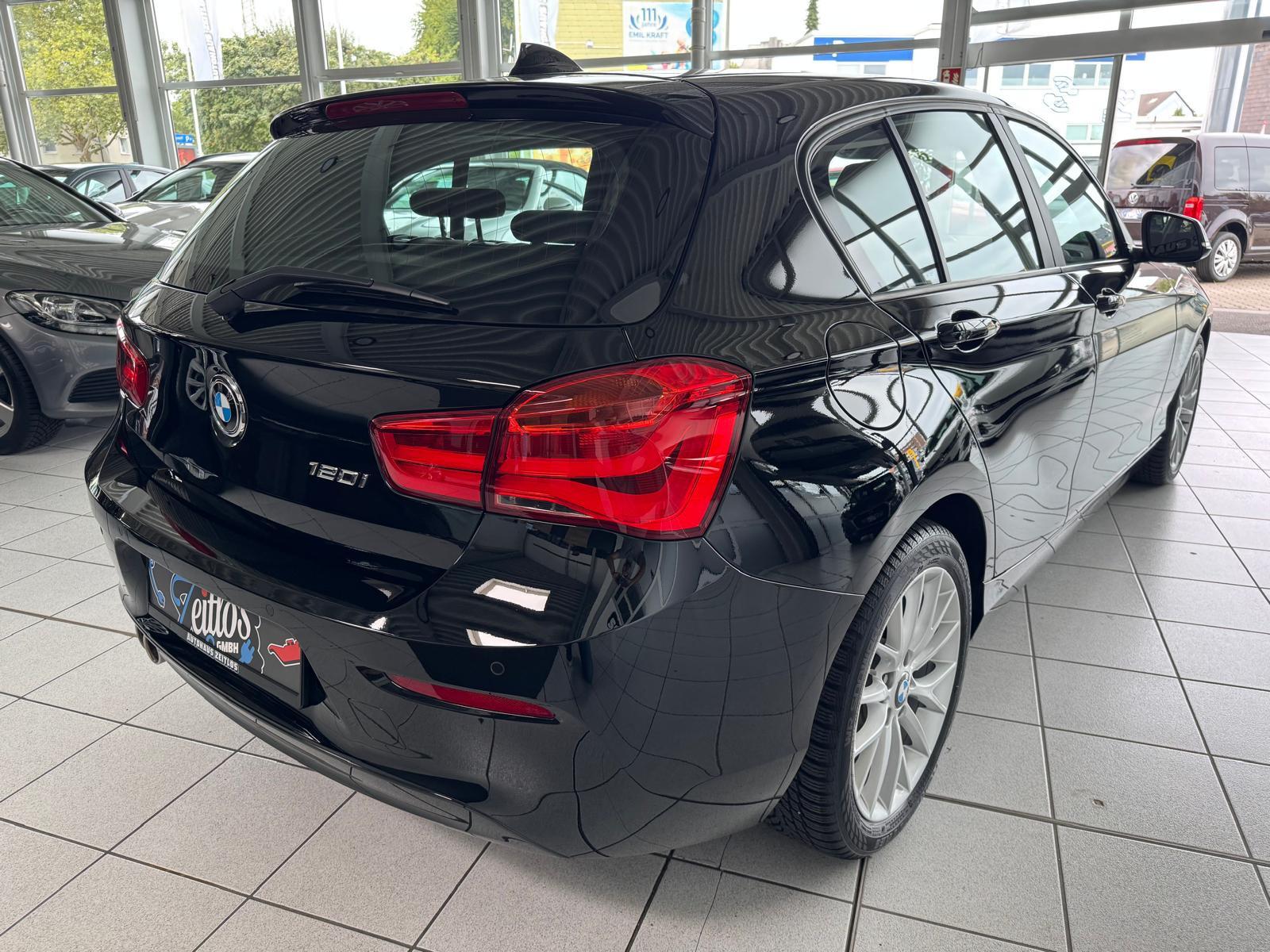 BMW 120i Advantage*Automatik*Navi*Tempo*SHZ*PDC*LED*
