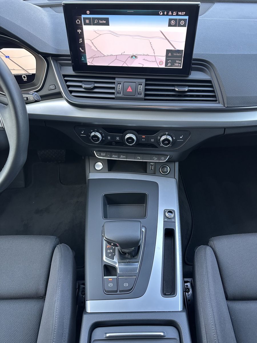 Fahrzeugabbildung Audi Q5 35 TDI Advanced Black NAV+LED+VCOCKPIT+KAM+PP