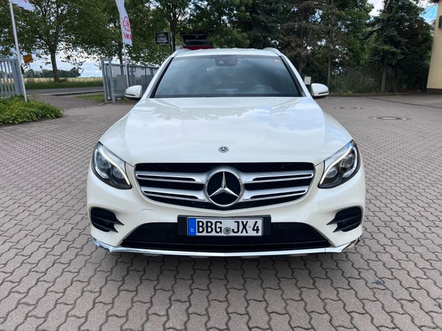MERCEDES-BENZ 4Matic, AMG, Command, Burmester, Airmat. Leder. 