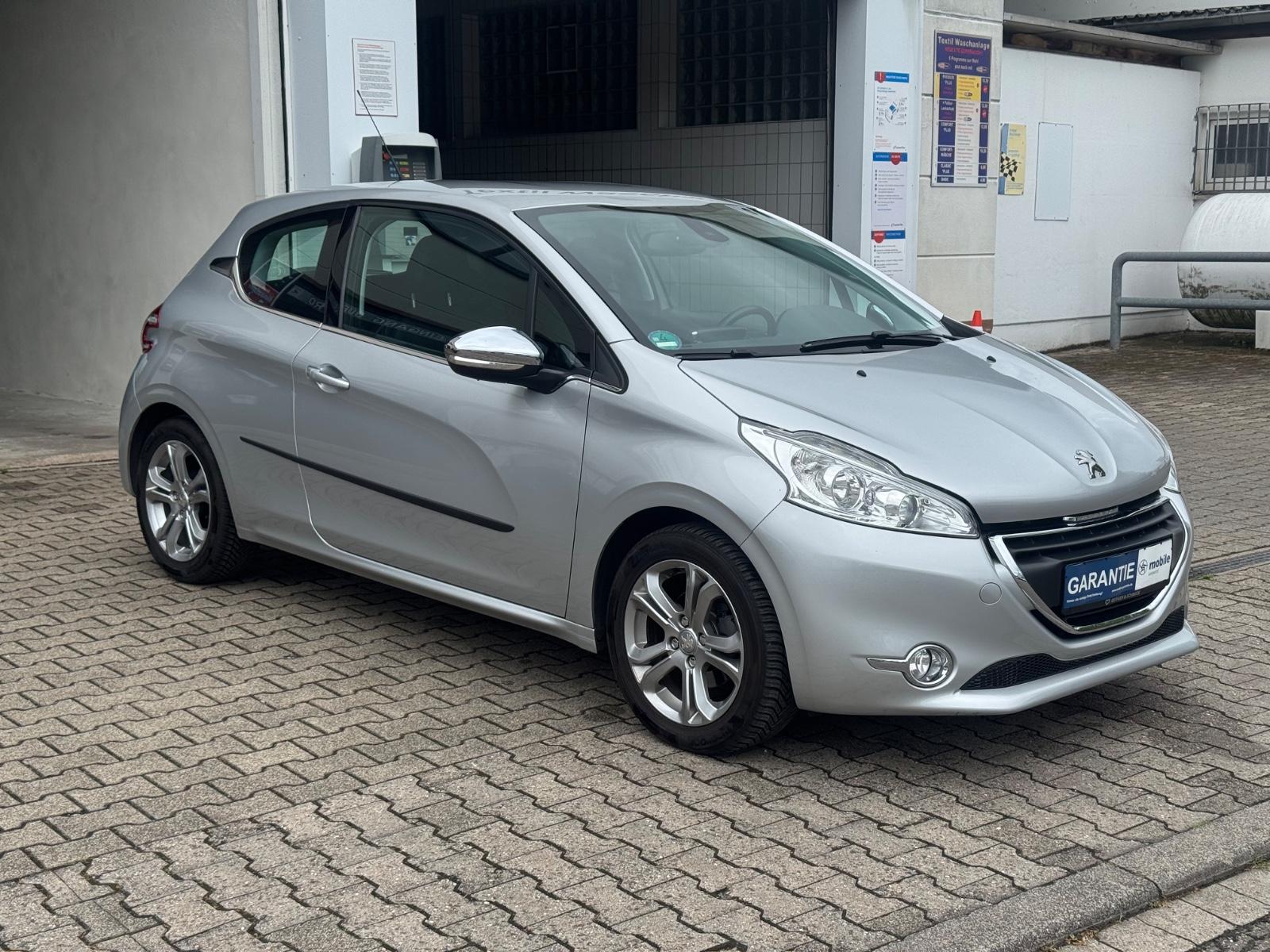 Peugeot 208 Allure | BT Car Play | Leder | PDC