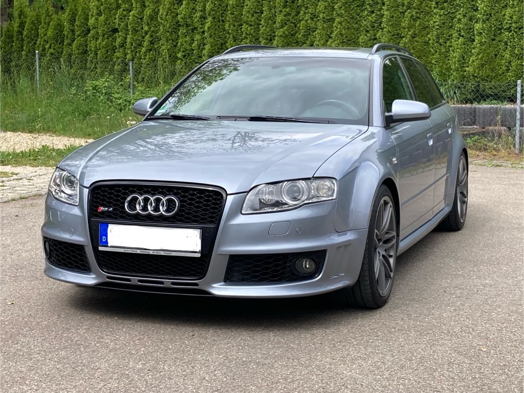 Audi RS4