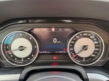Volkswagen Touareg - 11