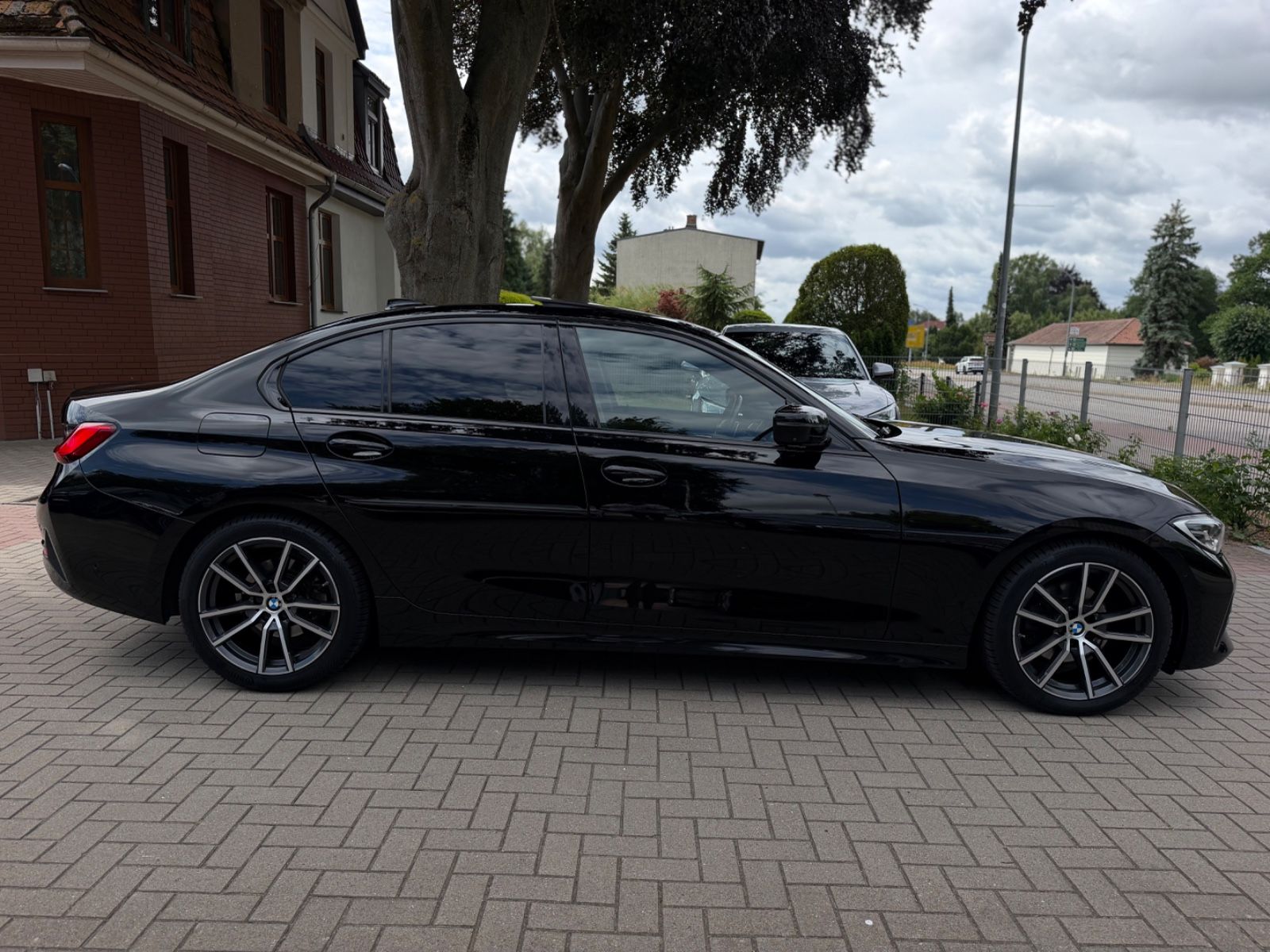 BMW 320d Sport Line M-PACKET TÜV NEU foto 7