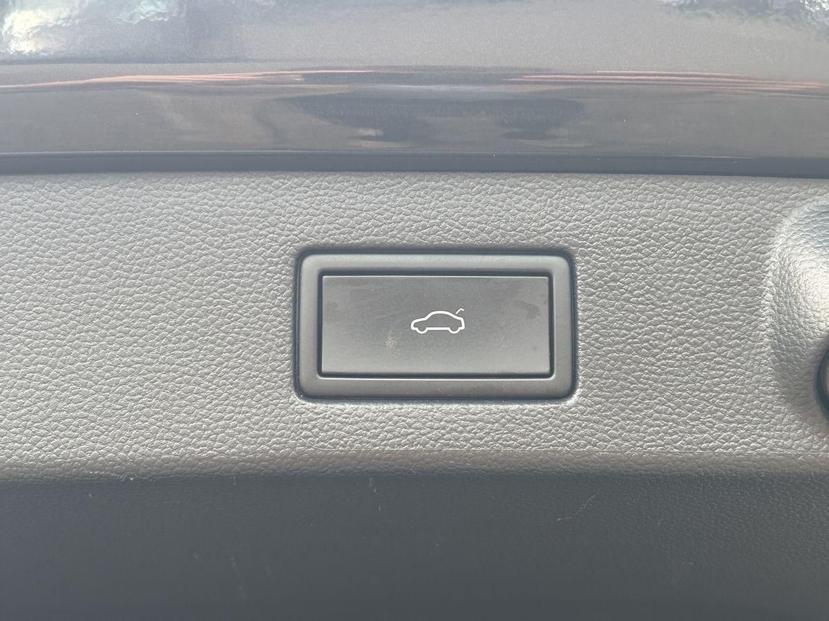 Arteon R-Line 2.0 TDI DSG MATRIX-LED AHK PANO RF