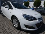 Opel Astra J Sports Tourer Style - Opel Astra mit Diesel-Antrieb: J