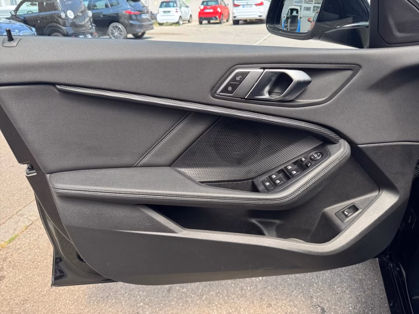 BMW 118 iA SPORT+LEDER+NAVI+LED+SHZ+LHZ+BT+DAB+HIFI, миниатюра 13