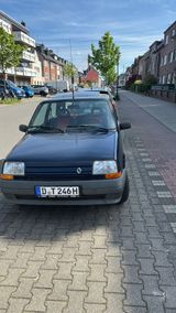 Renault R 5 - Renault R 5 mit Benzin-Antrieb: Kleinwagen