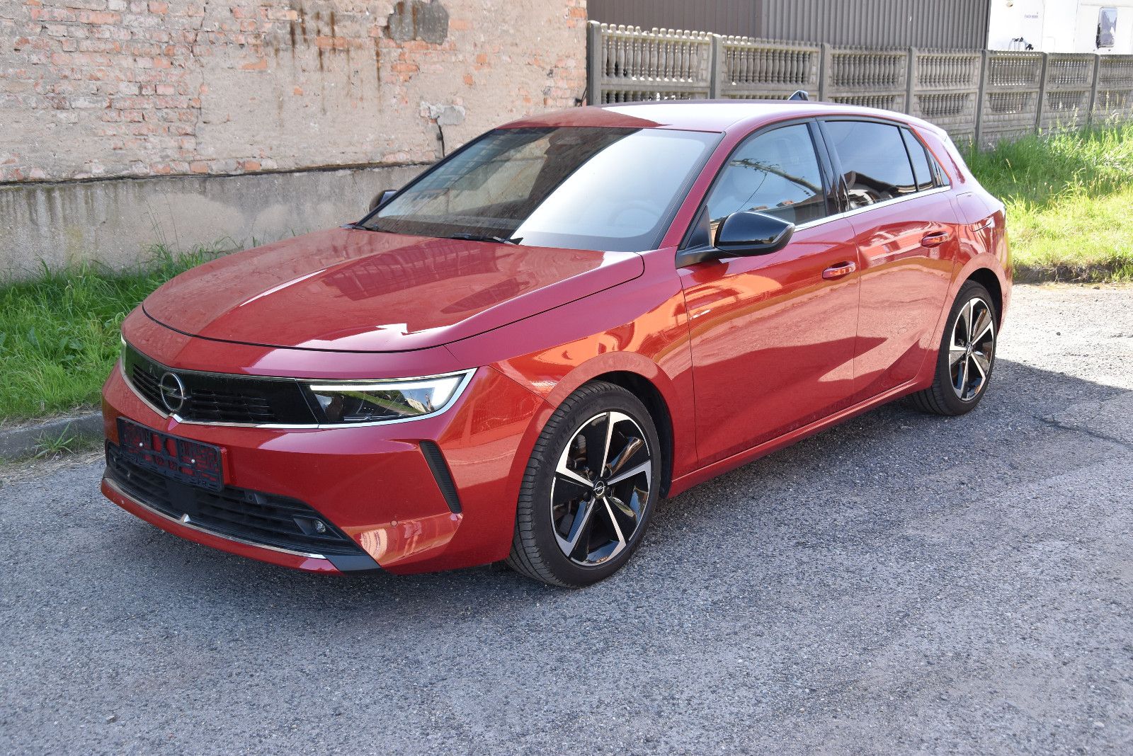 Opel Astra L Lim. 5-trg. Elegance Plug-in-Hybrid imagem 3