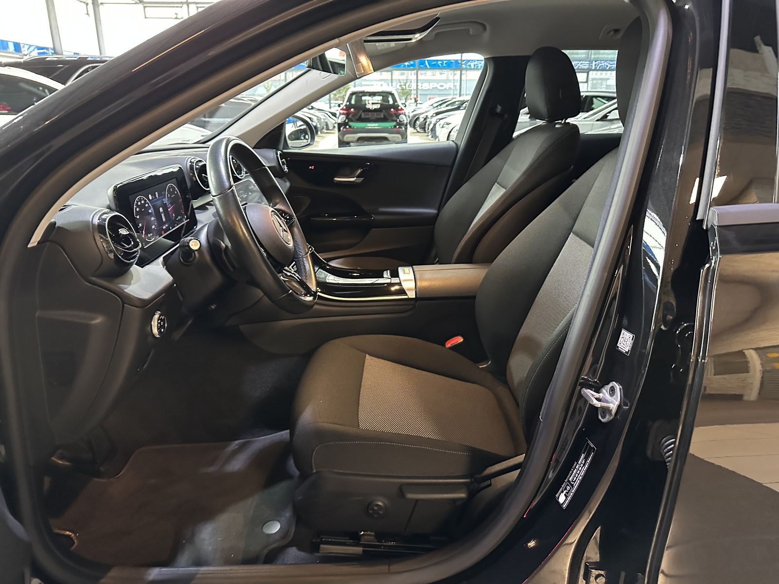 Mercedes-Benz C 200 Business SHZ LED Navi Mid-Hybrid Tempomat foto 9