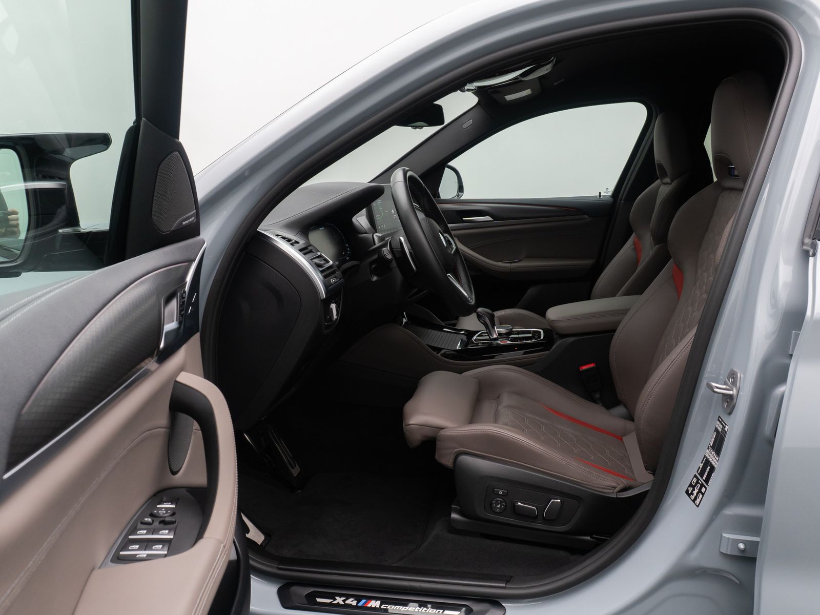 Fahrzeugabbildung BMW X4 M Competition HUD H/K DAB Komfort Alarm 21Zol