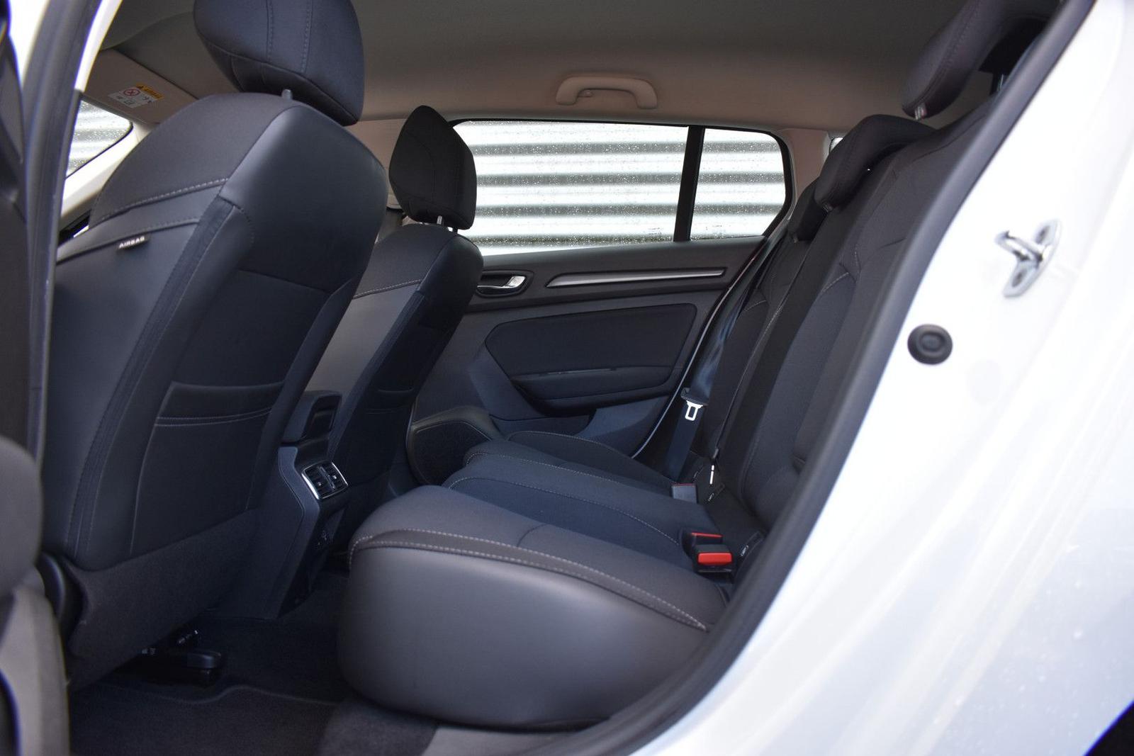 Renault Megane Estate 1.3 TCe Zen LED | Carplay | Trekha