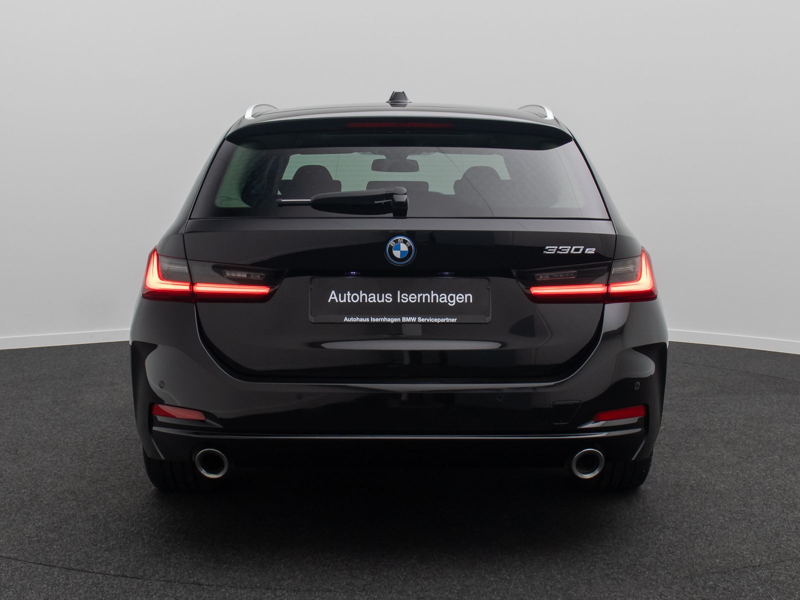 Fahrzeugabbildung BMW 330e Panorama DAB CockPit+ Widscreen PDC 19Zoll